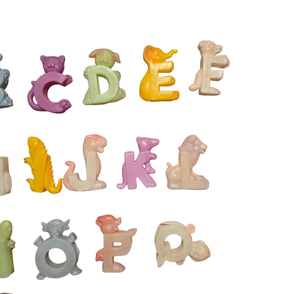 Vintage Animal Alphabet Letters A-Z Complete Set Plastic Learning Toys Bucket - Picture 4 of 8